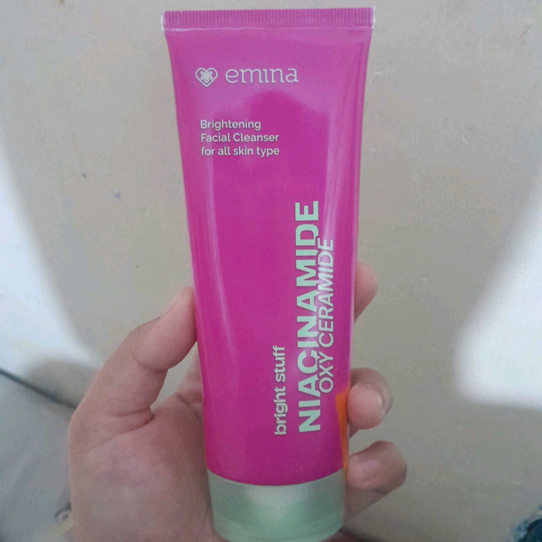 Bright Stuff Niacinamide Oxy Ceramide imgfdn-74311ab7-97f3-4f93-99f2-d58b6f3a6d14