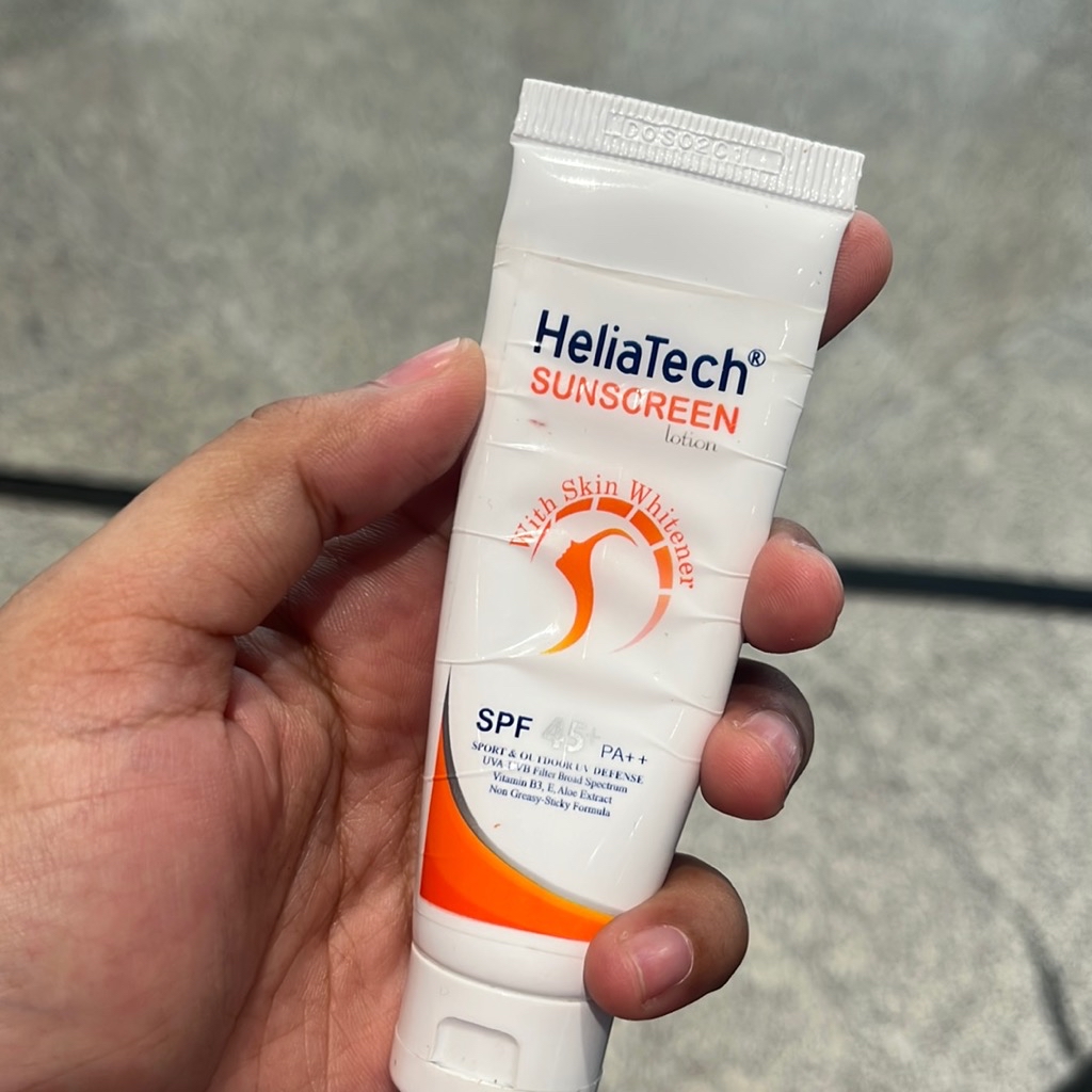 HeliaTech Sunscreen Lotion SPF 45 PA++ - HeliaTech Sunscreen with skin whitener imgfdn-a3915360-fcd0-458b-b450-fb6ed8821d9b
