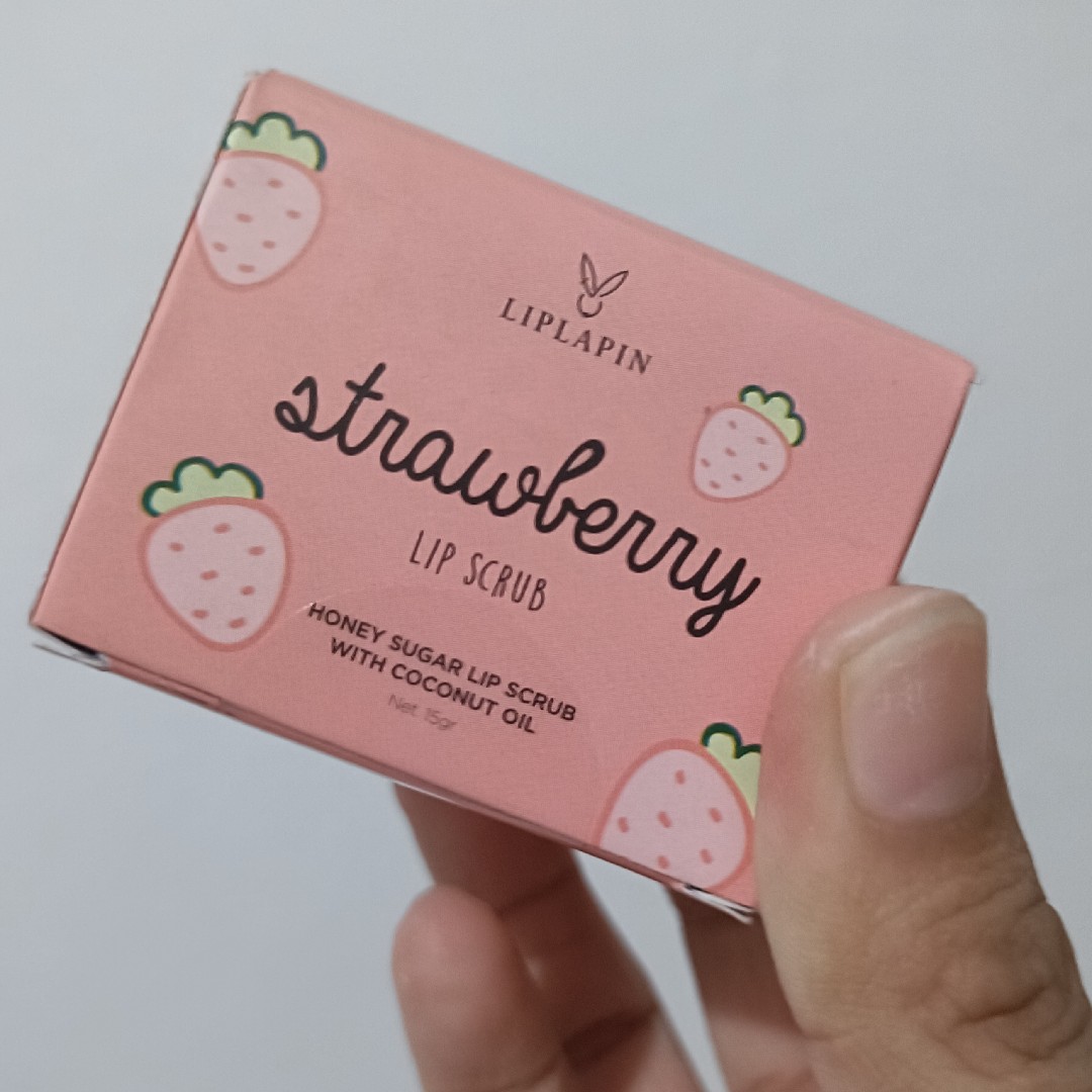 Lip Scrub - Strawberry imgfdn-aca3124b-4549-41c8-b78f-4794e890323a
