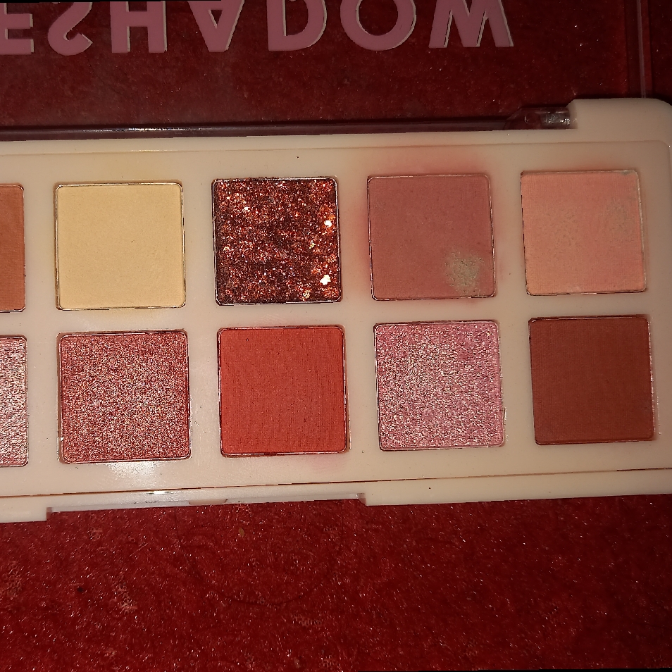 Pink Dessert 12 Shades Eyeshadow Palette - 02 Cherry Macaron imgfdn-7fc79d60-a752-4432-8da6-bc7ea89c8726