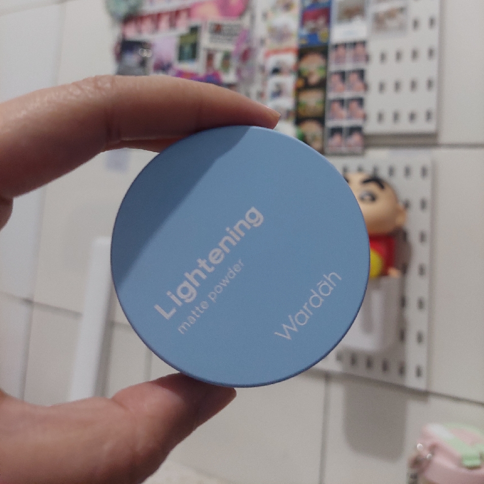 Lightening Matte Powder - 01 Neutral Fair (12N) - Reformulation in October 2023 imgfdn-4b74c761-97b6-4141-b29d-711061734b82