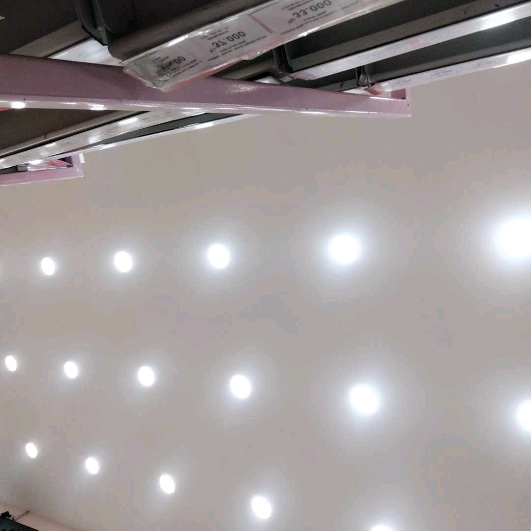 Whitessentials Brightening Essence Toner imgfdn-4d5a36cf-9be3-481f-83c8-e12e4c9c5216