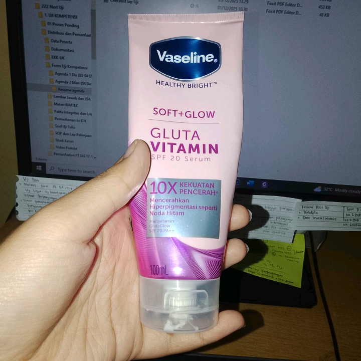 Healthy Bright Vitamin Body Serum Soft Glow imgfdn-23e8e1cc-442d-4e78-8072-7f6a59ffcbaf