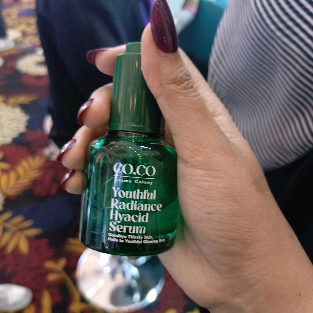 Youthful Radiance Hyacid Serum imgfdn-0bbc0a9d-1757-45b9-9658-f450a8ba6720