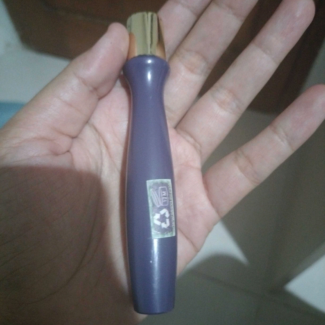 Retinol Eye Serum imgfdn-ad8a5faa-840f-4959-b5cd-59599f136bab