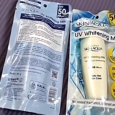 UV Moisture Milk imgfdn-74158195-126f-480a-a403-38c1145da514