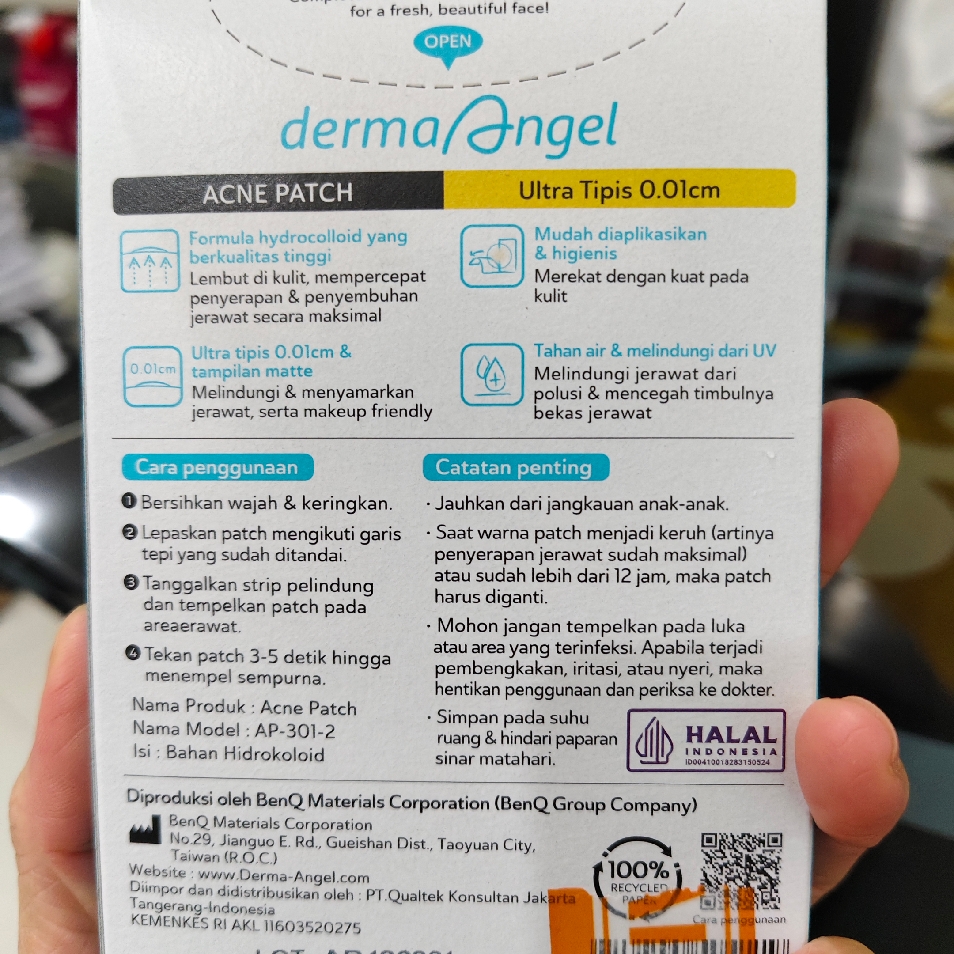 Acne Patch - Invisible imgfdn-f98b5b8b-9cd2-4b03-87e8-b10a067b0589