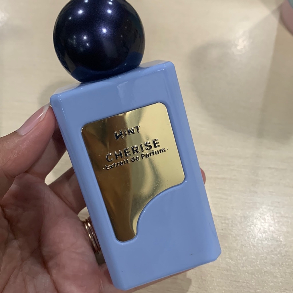 Cherise Extrait De Parfum imgfdn-35d3f9a1-c5ba-413a-8f40-d5f006df2585
