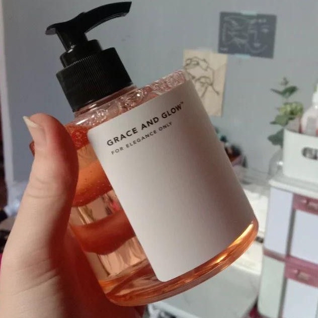 Rouge 540 Glow& Firm Scrub Solution Body Wash imgfdn-f8553ecf-e7a0-4687-9a58-6c21fab5b81a