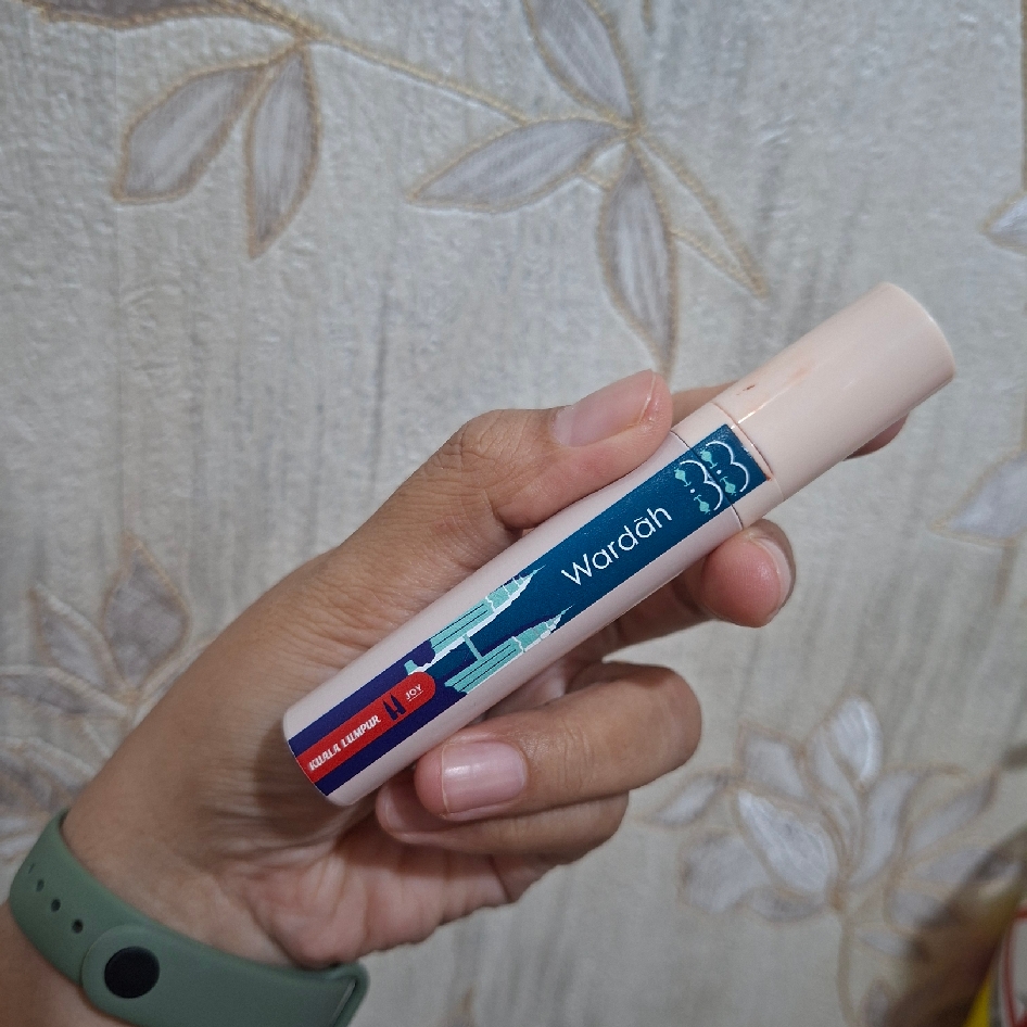 Colorfit Last All Day Lip Paint Around The World - 16 Kuala Lumpur Joy imgfdn-cbc10d74-6d1c-44ab-9d9e-5afca793b7ea