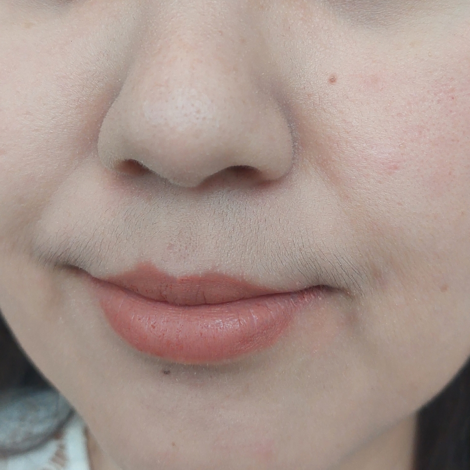 Airy Lip Pigment - Eira imgfdn-752ed2d9-7247-49d9-94bc-592f4f22a7d1