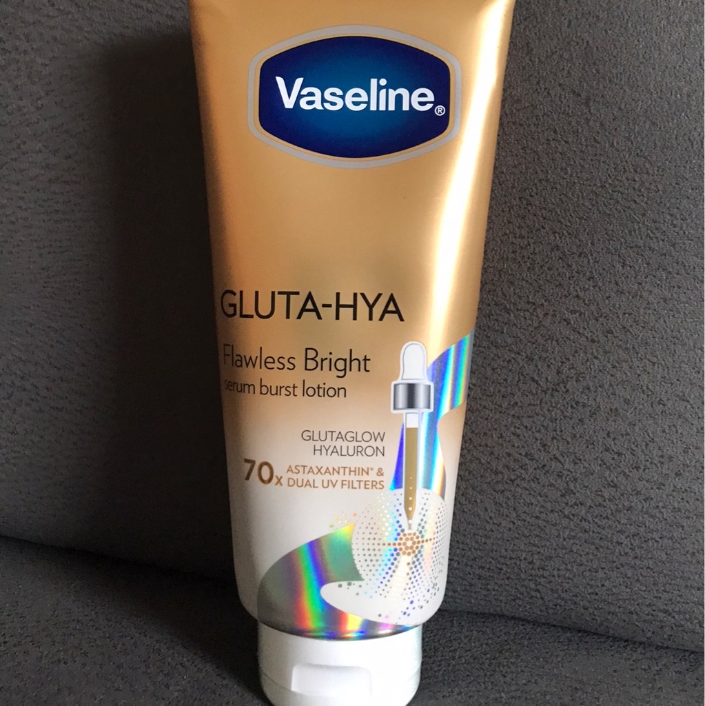 Healthy Bright Gluta-Hya Serum Burst Lotion - Flawless Bright imgfdn-c32404cb-7f92-4f90-bca4-3adc00cd0563