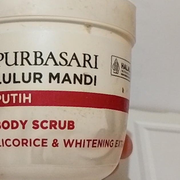 Lulur Mandi - Putih imgfdn-a08a97cc-6347-4108-bec2-d5c9375645a0