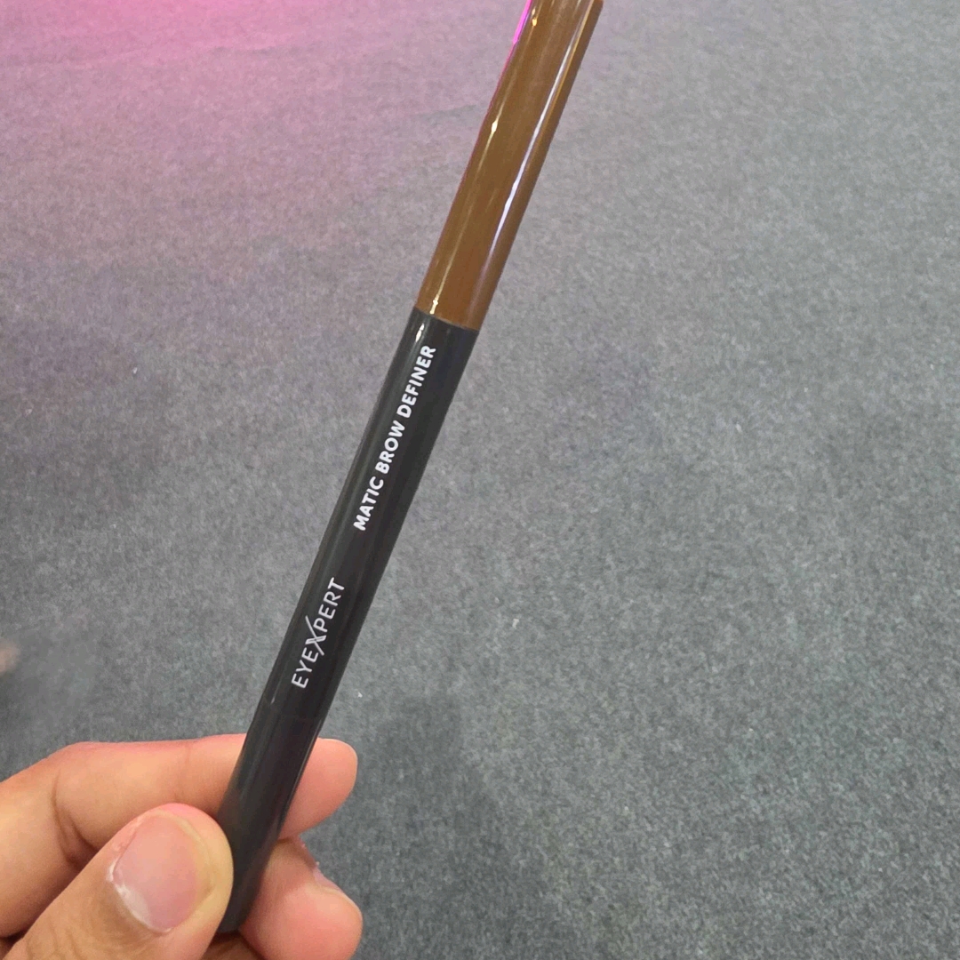 EyeXpert Matic Brow Definer - Dark Brown imgfdn-a54adb03-c545-4890-a2fb-693f7940c852