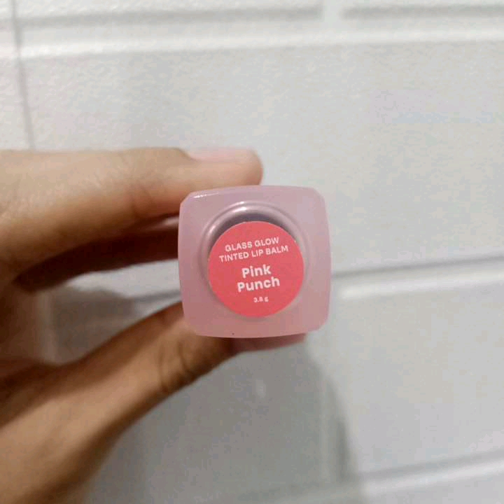 Glass Glow Tinted Lip Balm - Pink Punch imgfdn-7881d42e-bea4-453d-b520-35d823dbb9ab