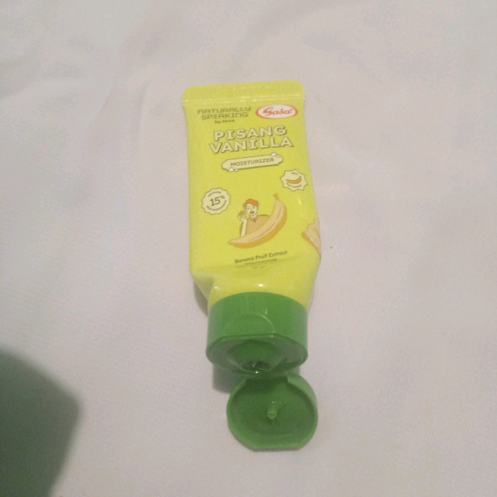 x SASA Pisang Vanilla Moisturizer imgfdn-cb05b33a-3160-43b0-8d94-5fa4e39c023c
