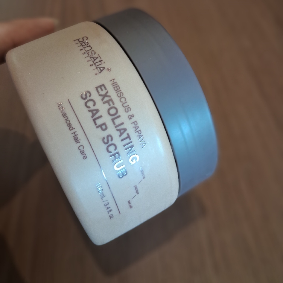 Hibiscus & Papaya Exfoliating Scalp Scrub imgfdn-6d92760f-8705-4135-8513-cdd98e4fe88e