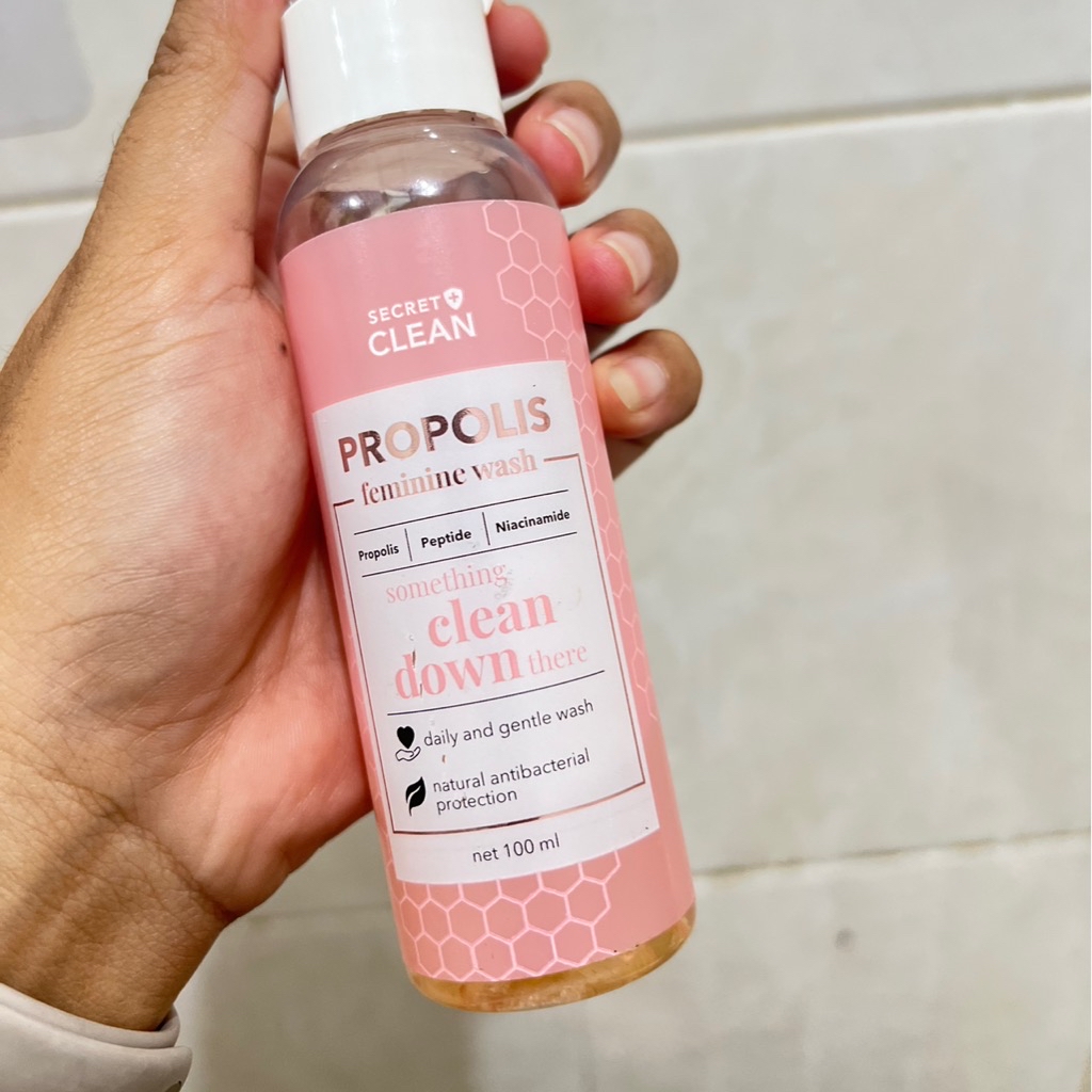 Propolis Feminine Wash imgfdn-d7841230-535e-4453-9cdd-57b4093c736d