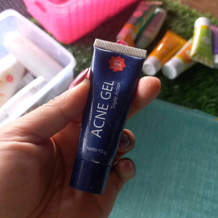 Acne Gel Triple Action imgfdn-3a3b063d-74fc-4515-a01d-01f157beca5f