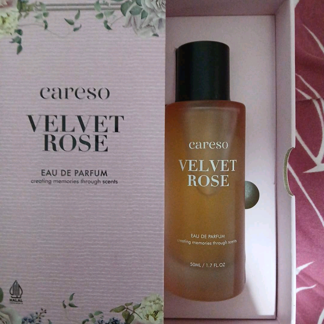 Eau De Parfume - Velvet Rose imgfdn-8507b06a-2c80-4e93-98fd-0f5428951065