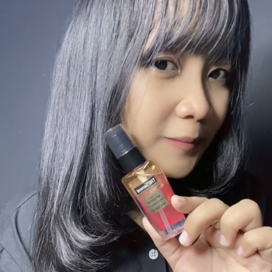 Bond Repair Serum imgfdn-7010e5cc-2d12-403a-8aaf-70d871cf6783