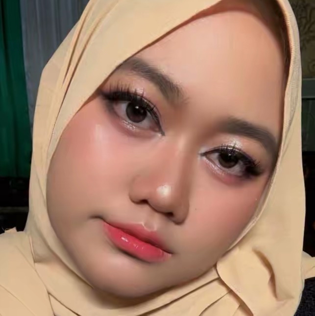 Everyday Bronzing Stick - Mocha imgfdn-9a777ce9-41e0-4d0b-b09a-7625666a8751