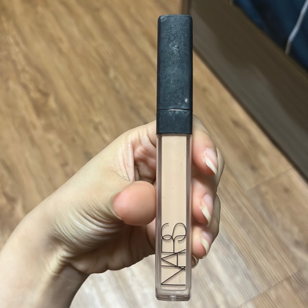 Radiant Creamy Concealer - Custard imgfdn-a23b6c06-b728-45d9-9bee-bf64608b994c