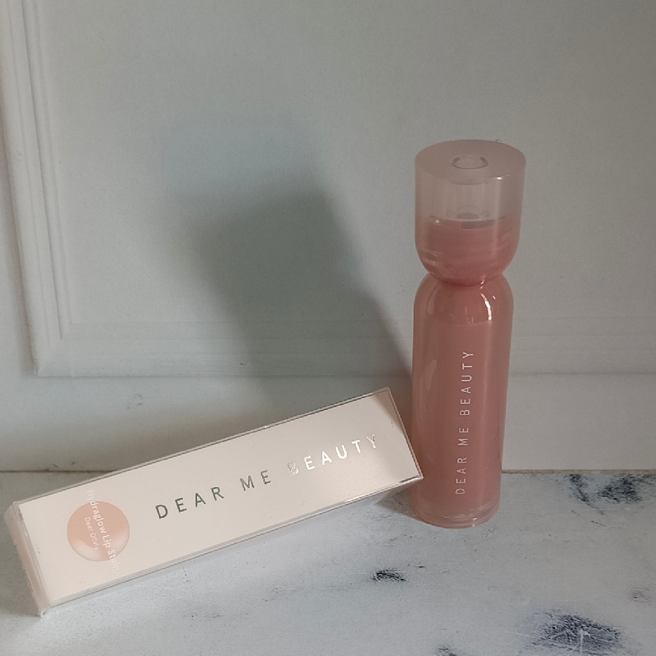 Hydraglow Lip Stain - Dear Olivia imgfdn-0f1443e8-56b7-4113-8990-dc639082ea04