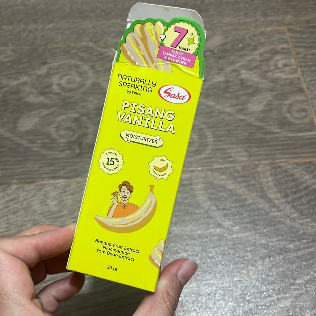 x SASA Pisang Vanilla Moisturizer imgfdn-55a9b89d-76a2-4996-b98a-66f6c8a45593