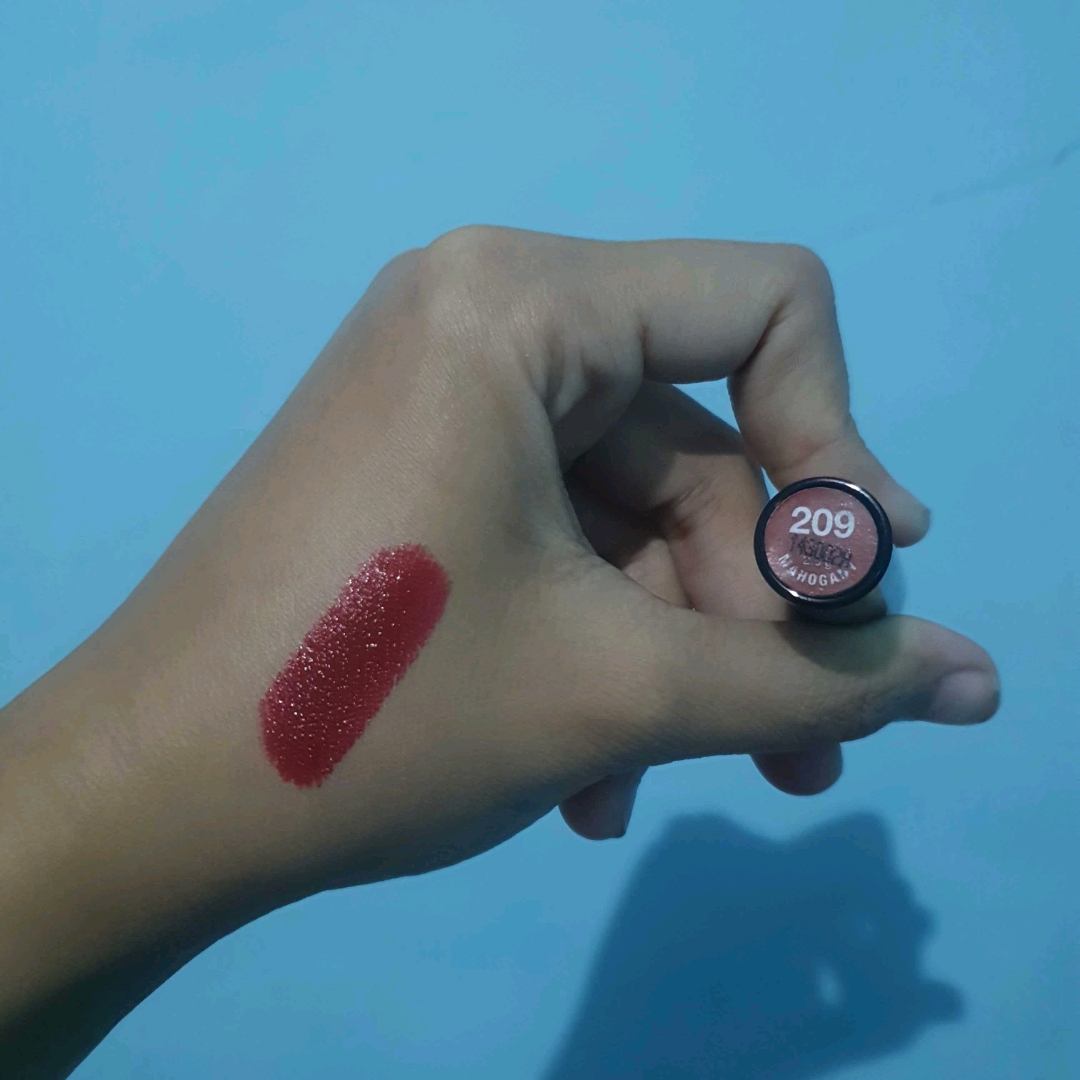 Perfect Shine Lip Color - 206 Royal Ruby imgfdn-837100e5-481e-41f7-9788-7b6b63312f33