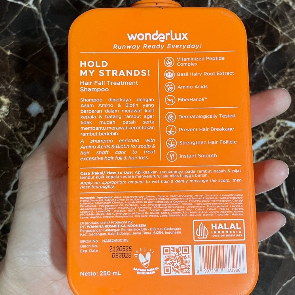 Hold My Strands! Shampoo Hair Fall Treatment For Sensitive Scalp imgfdn-47e7f2ab-68f2-4182-950b-9945f1b7cc34