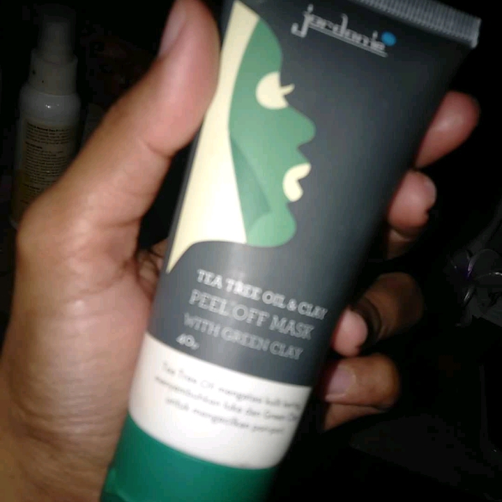 Peel Off Mask - Tea Tree Oil and Clay imgfdn-5b5a38a5-500c-4e14-a0c8-d5072cdd8fe1