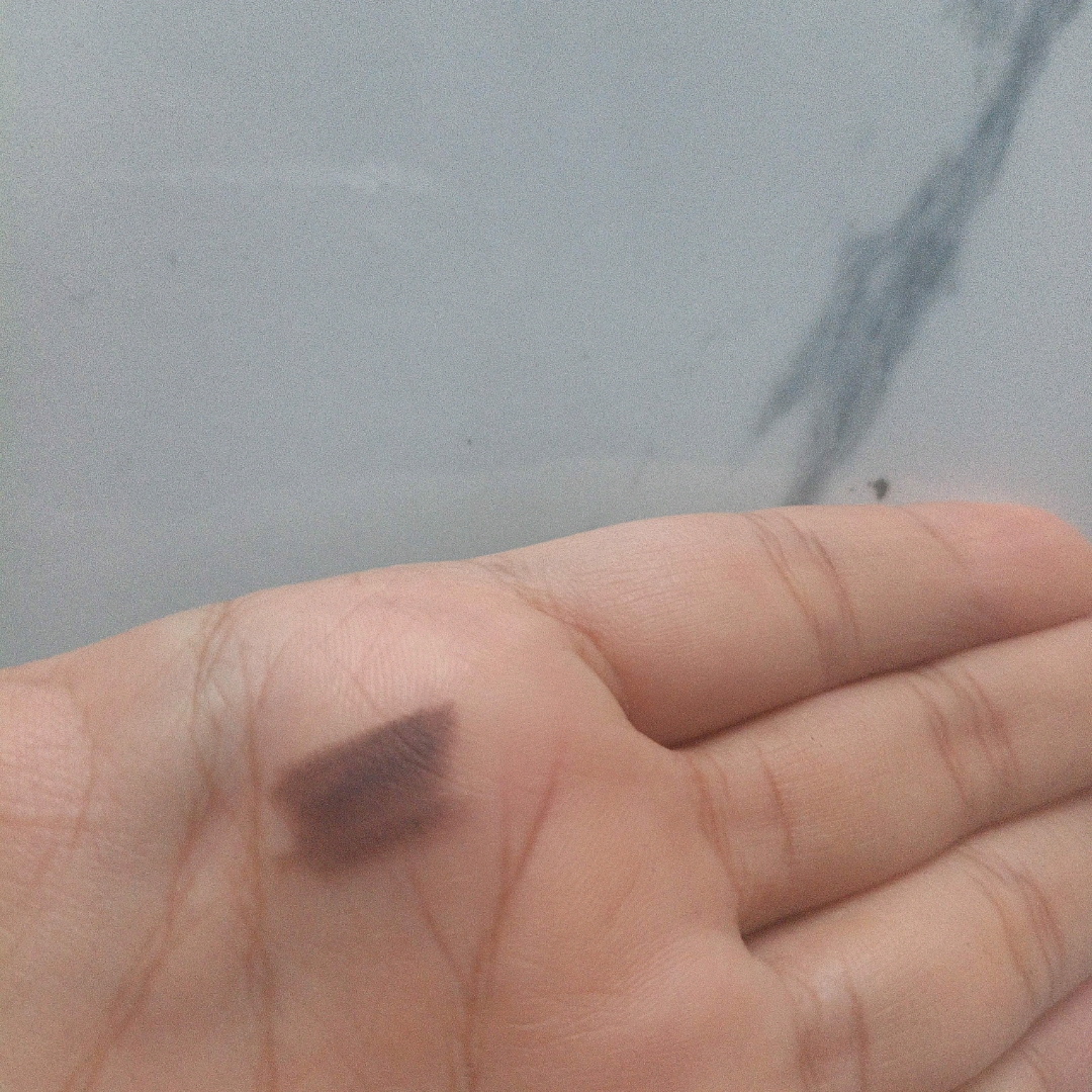 Single Eyebrow Pencil - Ash Brown imgfdn-439e9347-36d9-440c-80ff-dccafa80295b