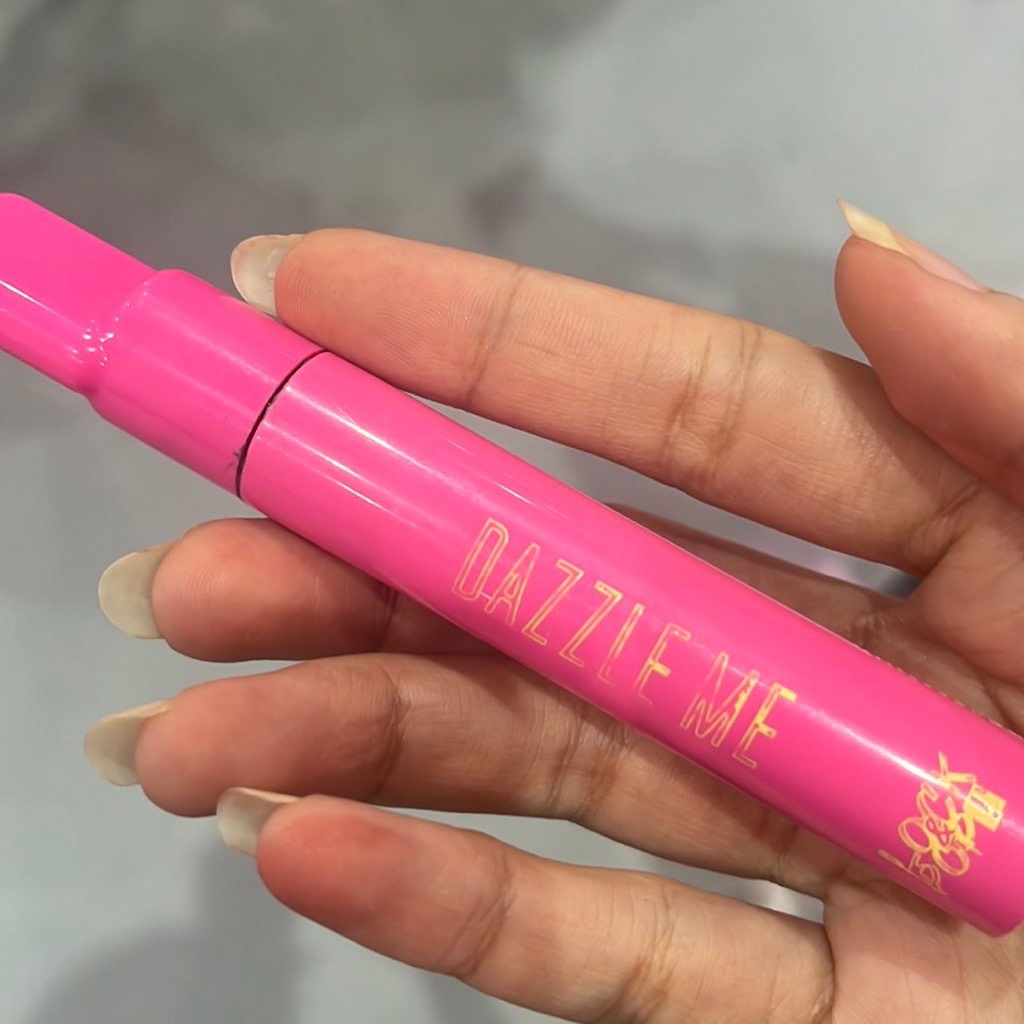 Lock & Pop! LongLASH-ting Mascara imgfdn-36abca37-fbfe-4b50-9688-b811d0a71023