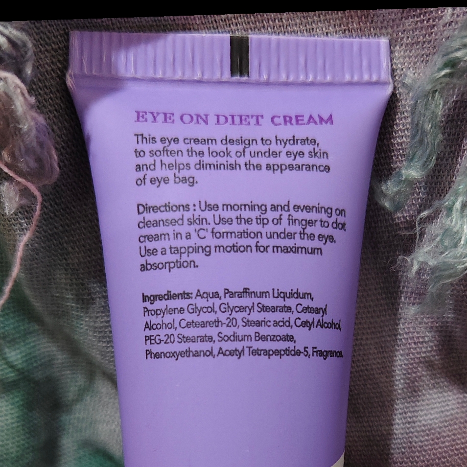 Eye on Diet Eye Cream imgfdn-aa3ea56a-d1a4-4b7e-aa87-259edacff187