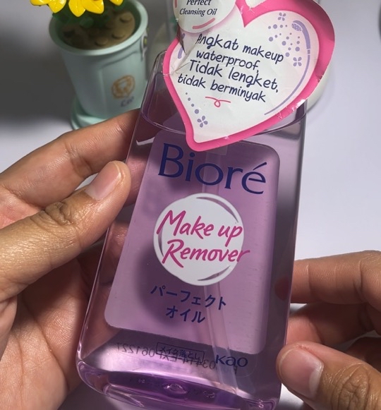 Cleansing Oil imgfdn-91e72793-06d5-4421-9537-46fc3facf67a