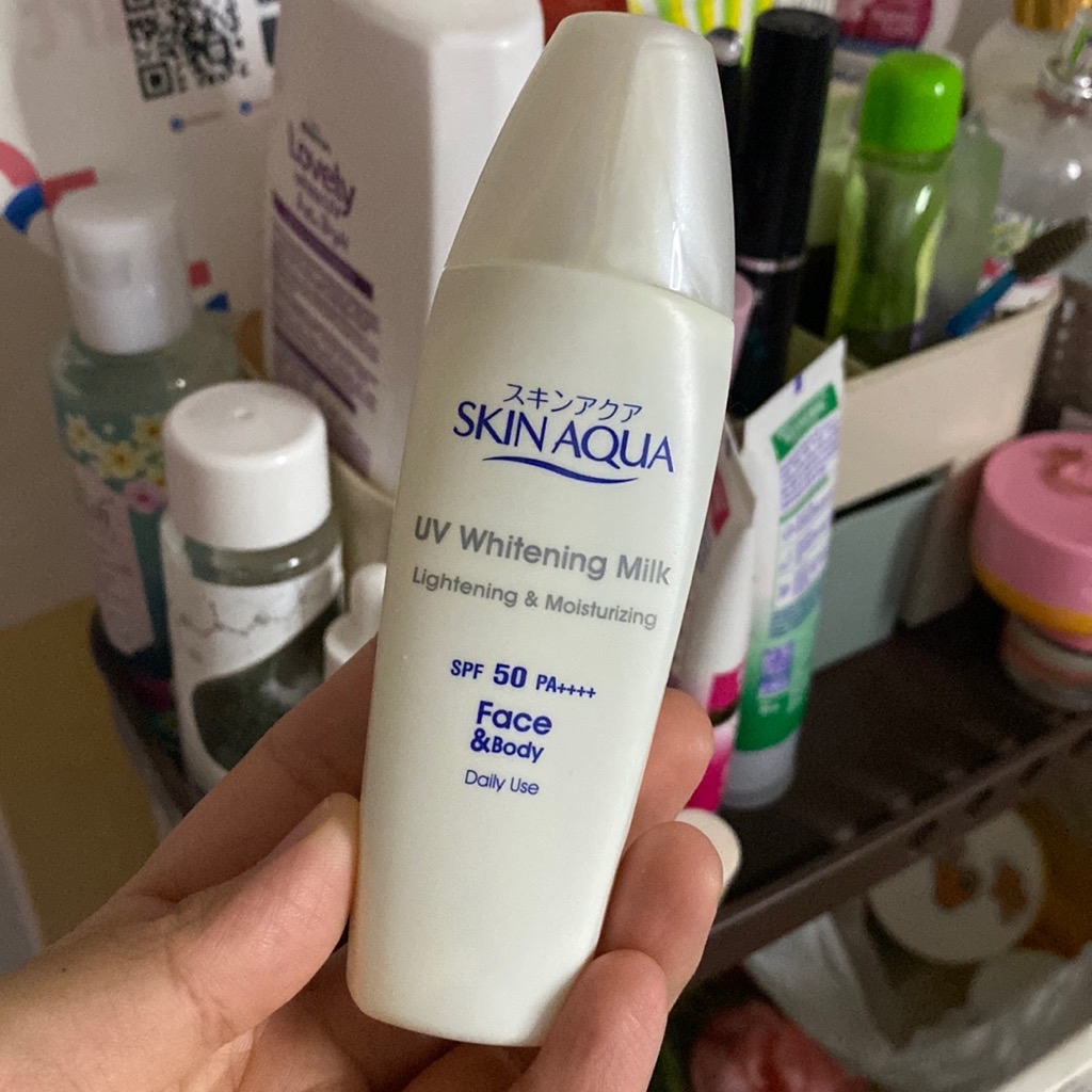 UV Whitening Milk imgfdn-13d5999d-1cbb-461e-b3b7-da3f9dc6a663