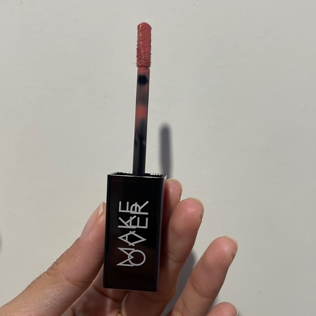 Powerstay Glazed Lock Lip Pigment - D04 IYKYK imgfdn-f37c7ad2-2d2d-419a-9f27-a5a6261947e0