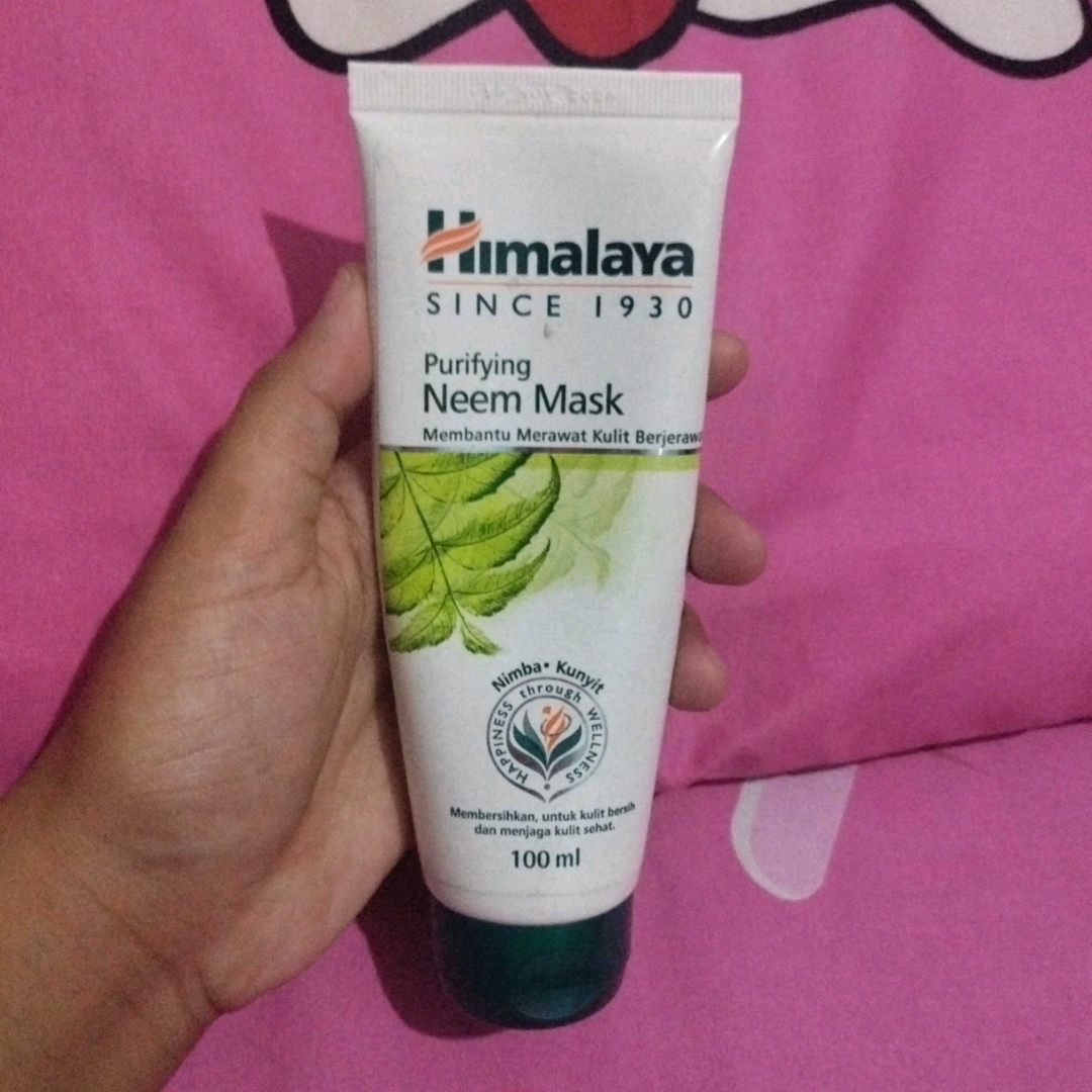 Purifying Neem Mask imgfdn-4e519d9b-d253-4629-8029-1f572b68ad32