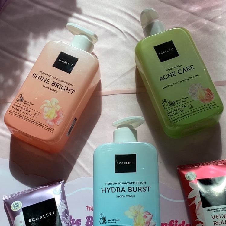 Perfumed Shower Serum - Shine Bright imgfdn-ed2ac0e4-7be4-4a0e-9d85-4ee940faf7f3