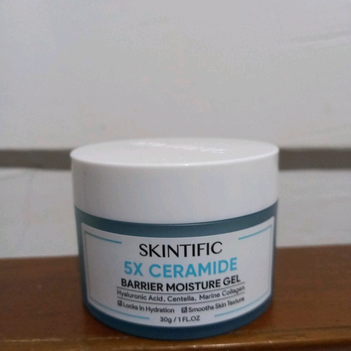 5X Ceramide Barrier Moisture Gel - Light Texture imgfdn-f5db6b86-cf0c-4bb6-b557-7effe0359823