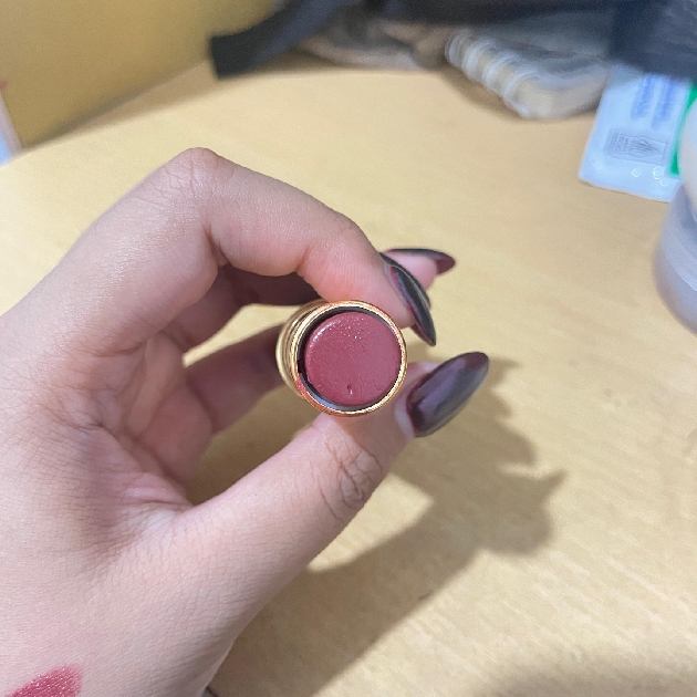 Super Lustrous Lipstick - Rum Raisin imgfdn-8ecf490e-45c0-411e-bac7-673b3b3bc740
