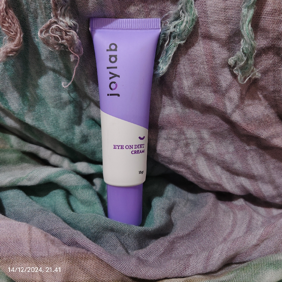 Eye on Diet Eye Cream imgfdn-ddcc808d-a5d4-4bb6-93c8-da79638d07c4