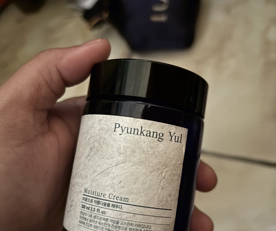 Moisture Cream imgfdn-6d7a076b-c285-4e3c-9977-90461e586ccf