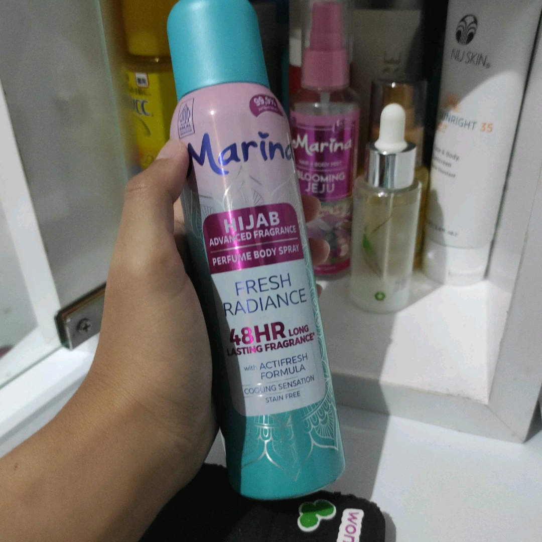 Hijab Advanced Fragrance Perfume Body Spray - Fresh Radiance imgfdn-7c06e5b5-4a50-4752-9365-b66499e56906