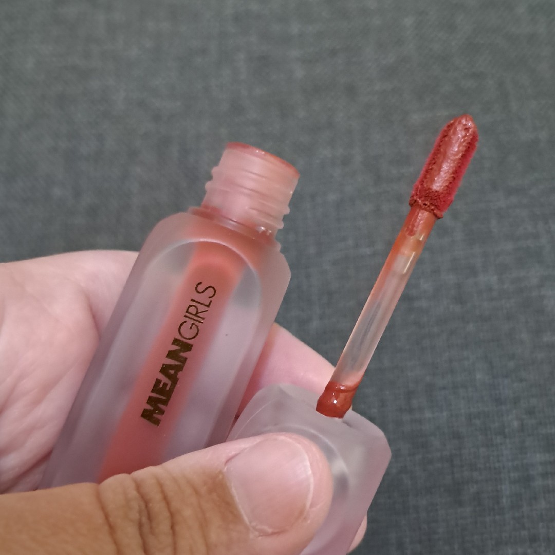 Mean Girls Plush Power Tint - Cinnamon Coco imgfdn-19021326-fab9-4886-971e-a3475b95e4bc