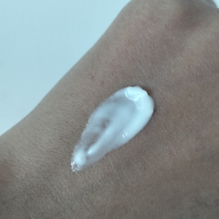 Kind Cream Moisturizer imgfdn-43d08242-df10-457d-b5ac-ca015100428e