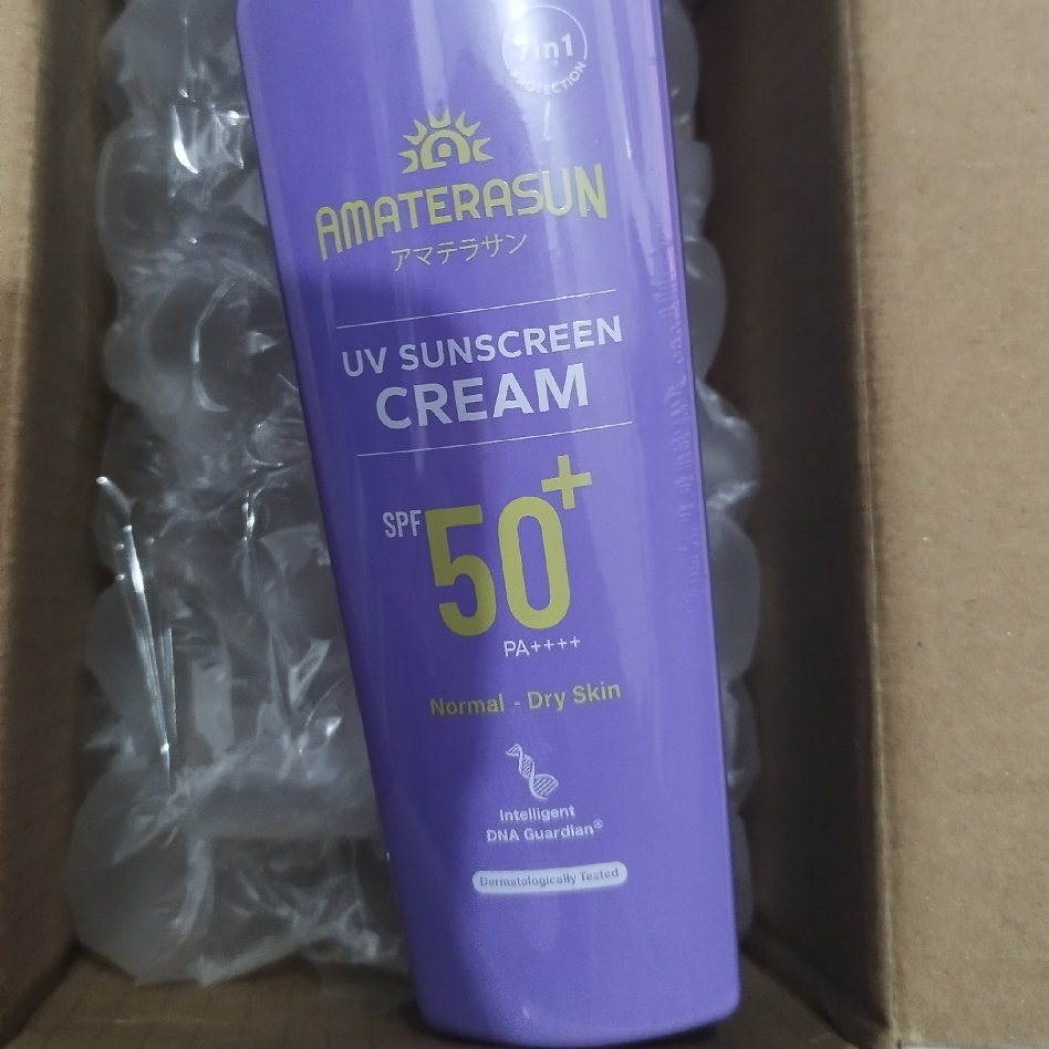 UV Sunscreen Cream SPF 50+ PA++++ imgfdn-3a63112a-0c3b-4f86-8c0d-c9c010fcf21c