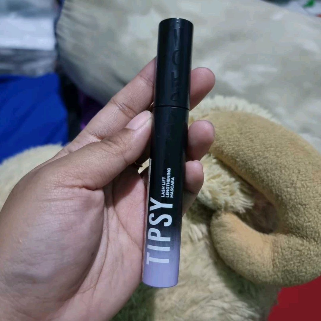 Tipsy Lash Lift Lengthening Mascara imgfdn-c5b9d9e0-8f8b-43a4-8d5e-d05ed2768863