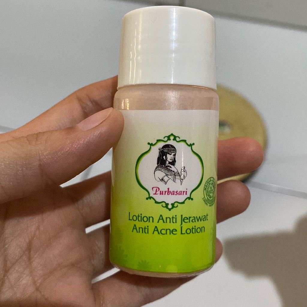 Lotion Anti Jerawat imgfdn-abbe153a-5c7e-4850-8c3a-40bf4ef1ea0a